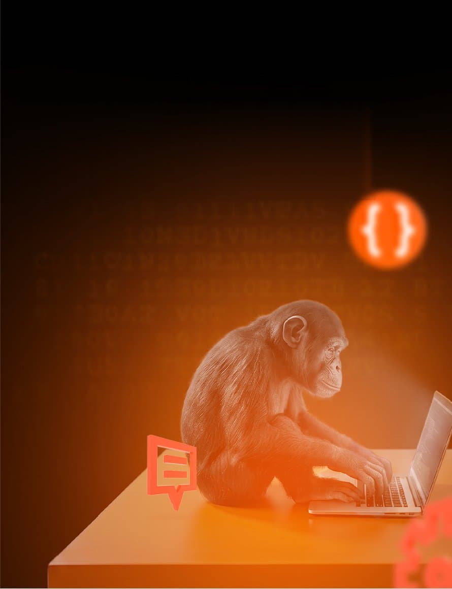 Un chimpancé programando en una laptop bajo luz naranja